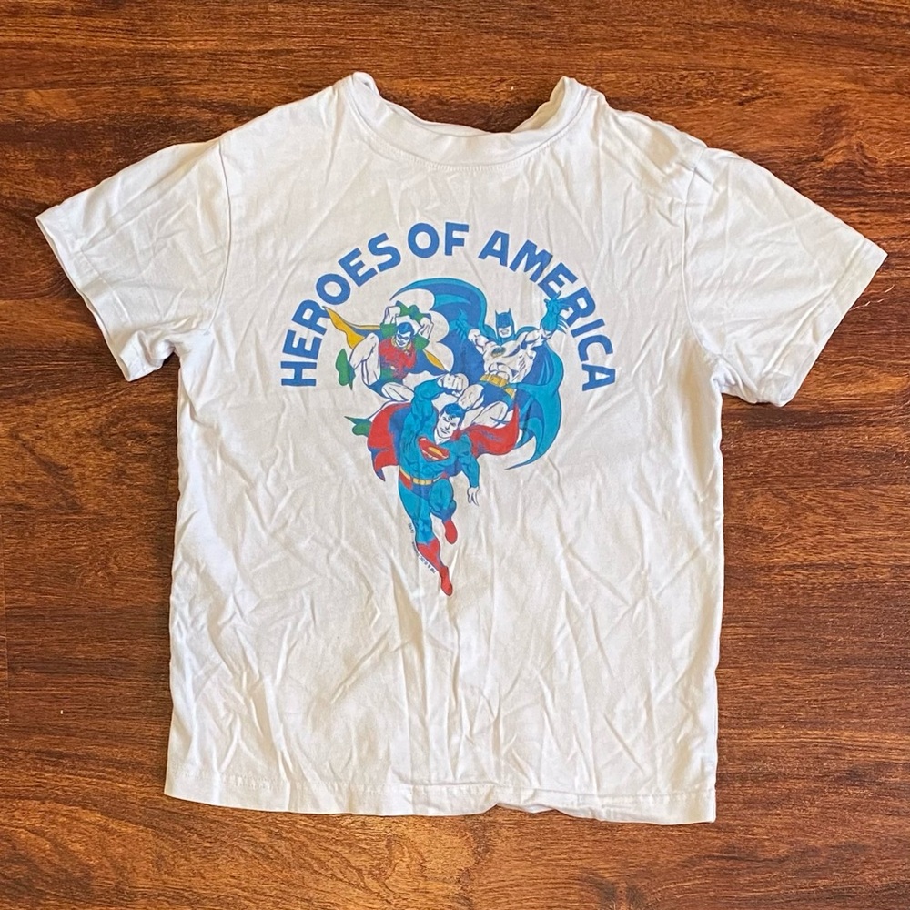 New Gymboree Ivory “Heroes of America” Superman Batman Robin Graphic T-shirt Tee